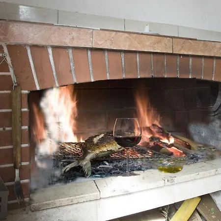 Mavarstica 12696a Διαμέρισμα Τρογκίρ