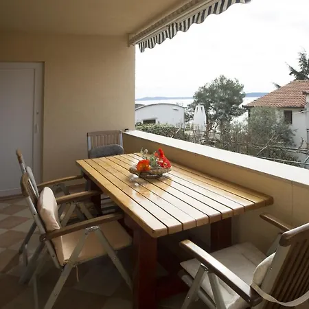 Mavarstica 12696a Apartamento *