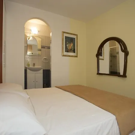 Mavarstica 12696a Apartament