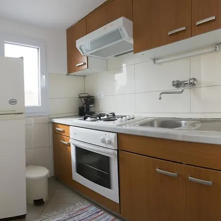 Appartement Mavarstica 12696a *