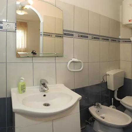 Mavarstica 12696a Appartement Trogir